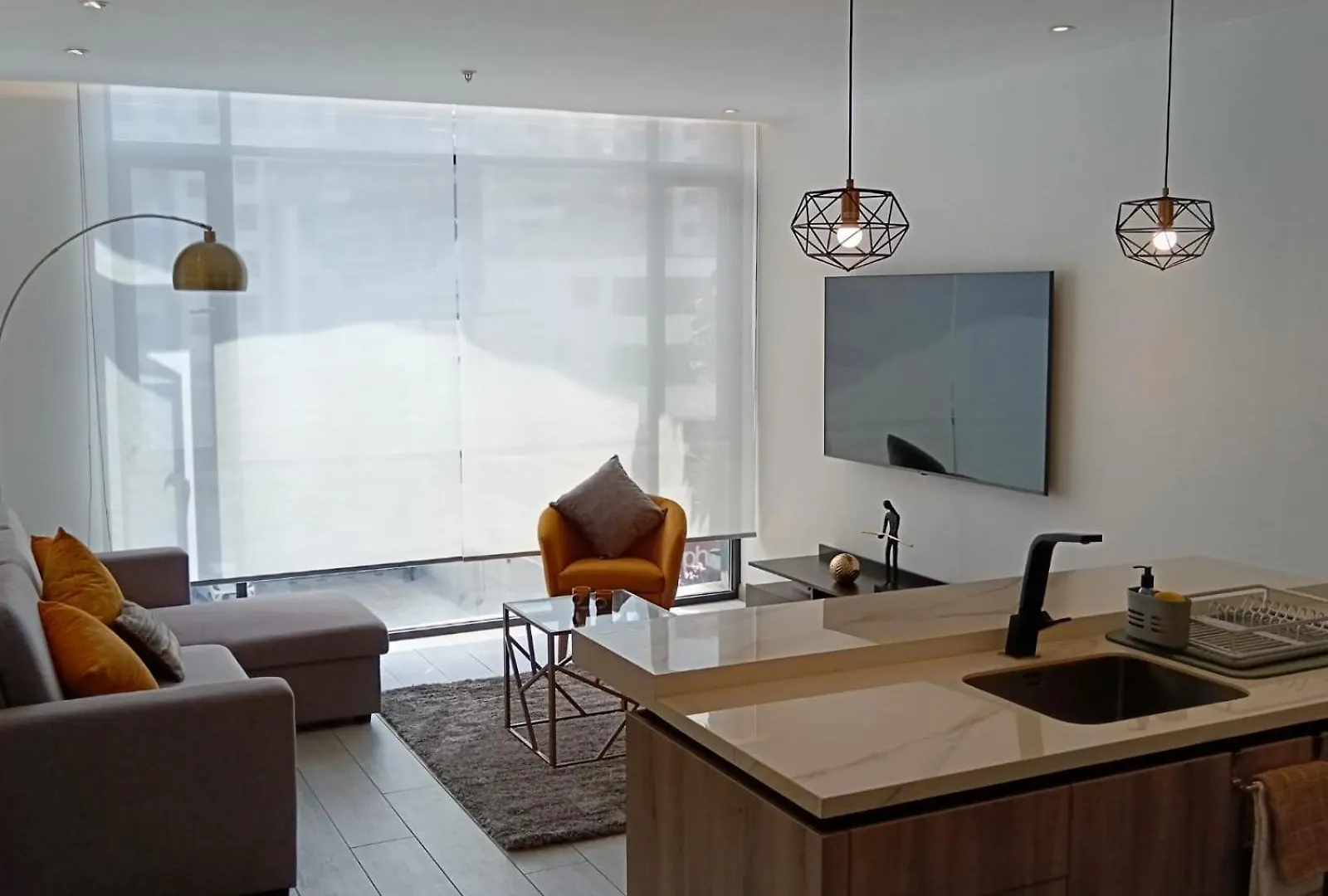 Hermosa Suite En La Carolina Cerca De Todo - Piscina Y Jacuzzi Quito