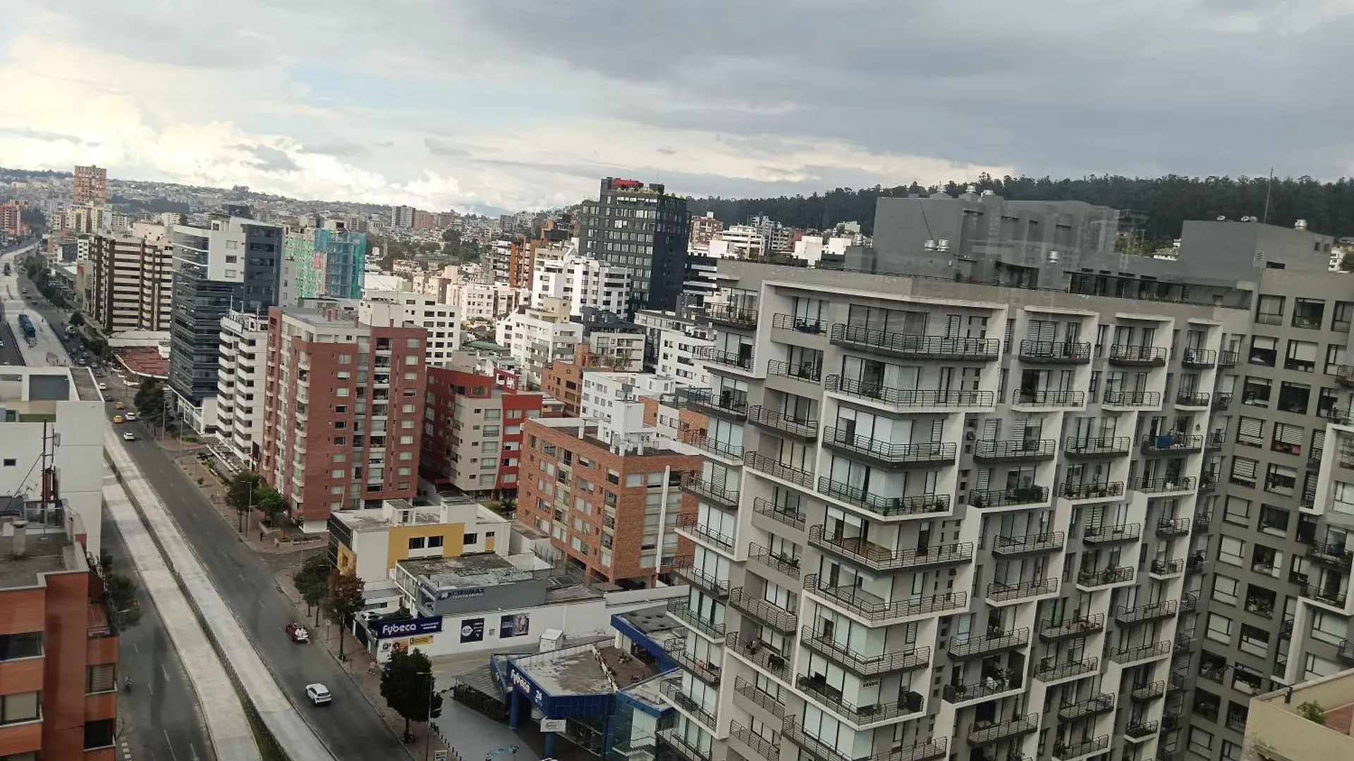 Hermosa Suite En La Carolina Cerca De Todo - Piscina Y Jacuzzi Quito Ecuador